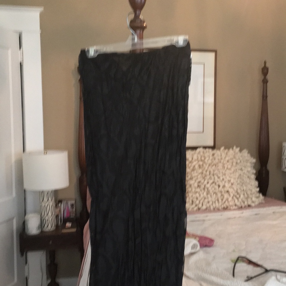 Donna‎ Karan crinkled skirt